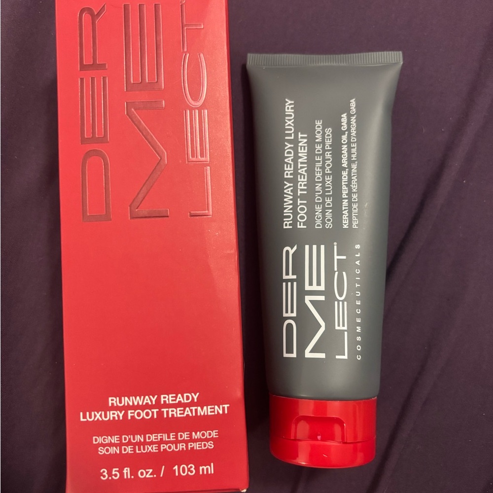 Dermelect Runway Ready Luxury Foot Treatment